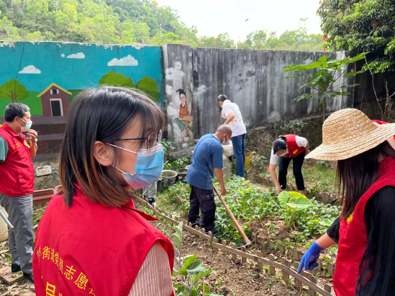 【黨建】新動力展覽入黨積極分子參加吉華街道開展的“珍惜資源永續(xù)利用，綠化環(huán)境凈化心靈”主題黨日志愿活動(圖3)