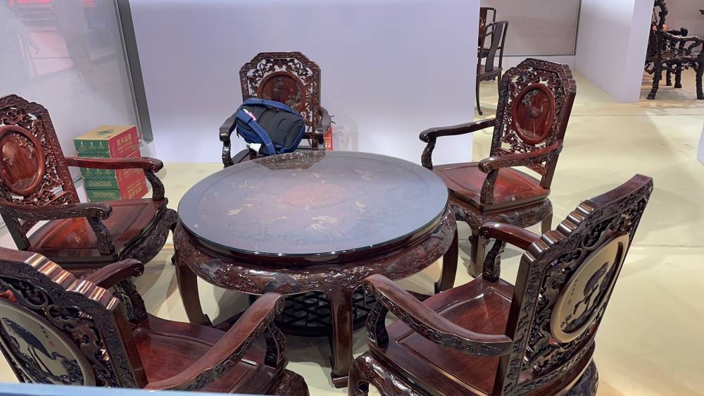 泰和園家具-北京紅木展展臺設(shè)計搭建(圖8)