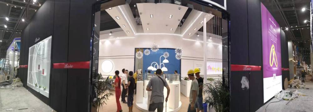 深圳珠寶展博藝黃金展位設(shè)計(jì)搭建(圖3)
