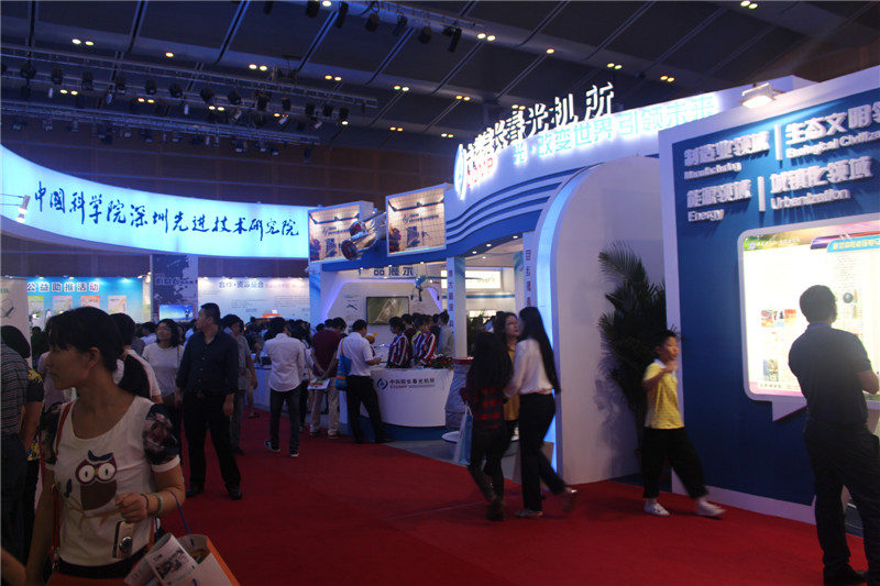 上海展臺(tái)設(shè)計(jì)公司如何打造吸引眼球的展臺(tái)？(圖1)
