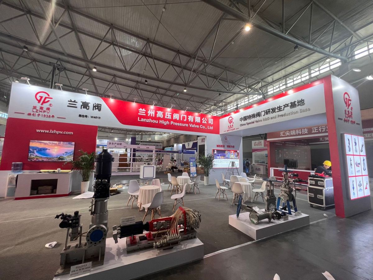 深圳展覽搭建公司：助力企業(yè)參展的必備指南(圖1)