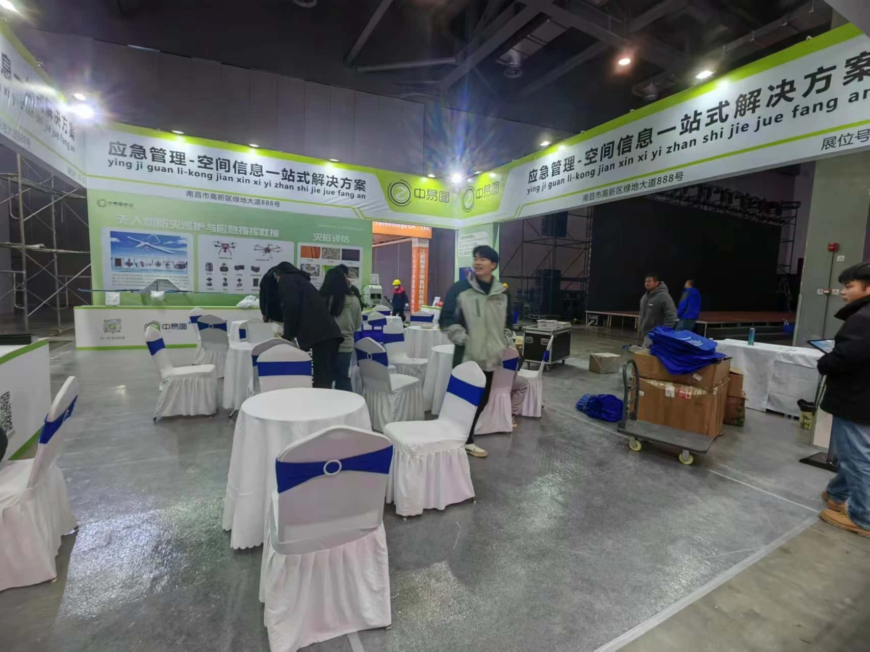如何通過(guò)英國(guó)展位設(shè)計(jì)搭建提升觀眾的參與度與互動(dòng)性？(圖1)